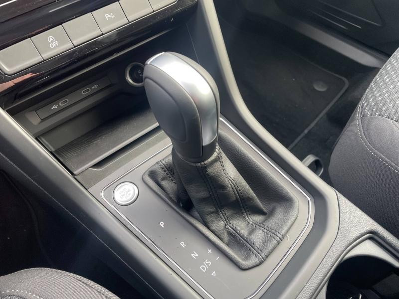 Used VOLKSWAGEN Touran 2.0 TDI 150 Ch R-Line DSG7 /7 places / Caméra / Hayon électrique / Détecteur Angle Mort / App 2025 Gris Dauphin Métallisée € 44989 in Sarrebourg