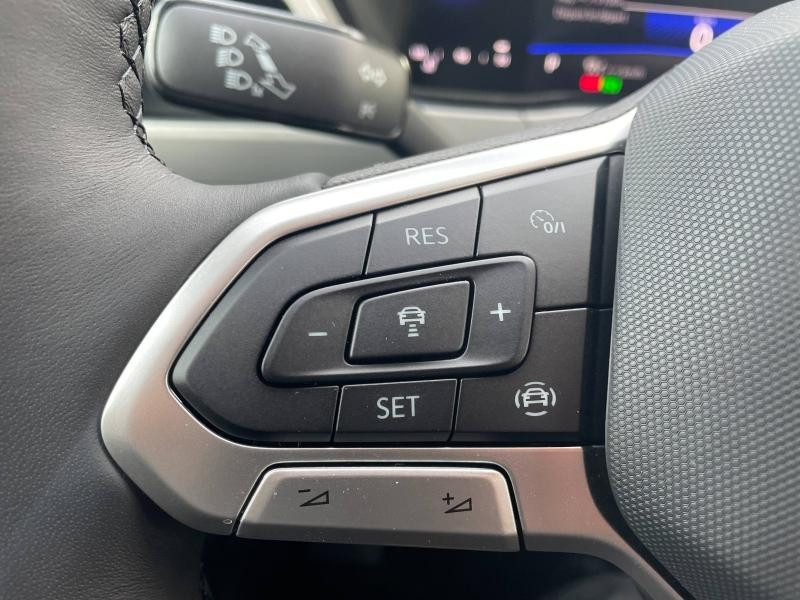 Used VOLKSWAGEN Touran 2.0 TDI 150 Ch R-Line DSG7 /7 places / Caméra / Hayon électrique / Détecteur Angle Mort / App 2025 Gris Dauphin Métallisée € 44989 in Sarrebourg