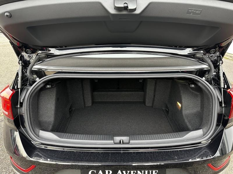Occasion VOLKSWAGEN T-Roc Cabriolet 1.5 TSI Evo2 150ch Style DSG7 2025 Noir Intense nacrée, capote noire 39989 € à Sarrebourg