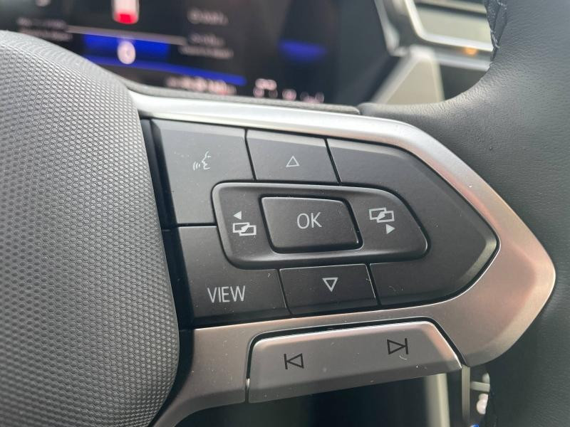 Used VOLKSWAGEN Touran 2.0 TDI 150 Ch R-Line DSG7 /7 places / Caméra / Hayon électrique / Détecteur Angle Mort / App 2025 Gris Dauphin Métallisée € 44989 in Sarrebourg