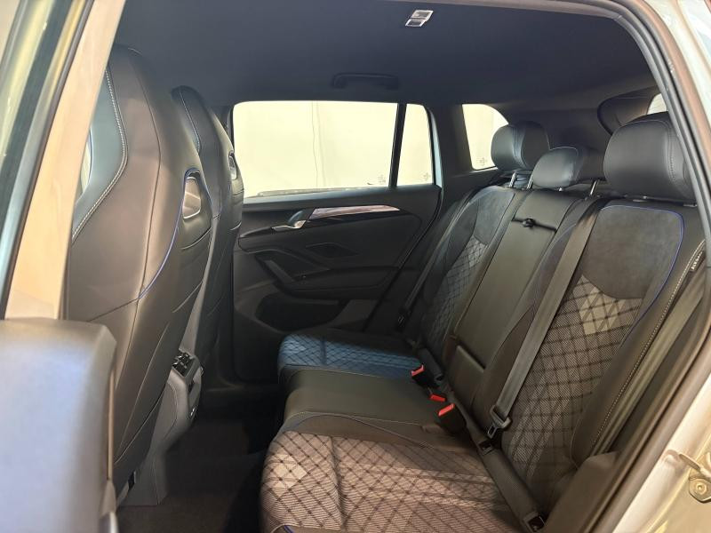 Occasion VOLKSWAGEN Tiguan 1.5 eTSI 150ch R-Line 2026 Argent Dolomite métallisée 48989 € à Sarrebourg