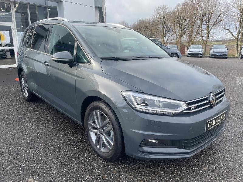 Used VOLKSWAGEN Touran 2.0 TDI 150 Ch R-Line DSG7 /7 places / Caméra / Hayon électrique / Détecteur Angle Mort / App 2025 Gris Dauphin Métallisée € 44989 in Sarrebourg