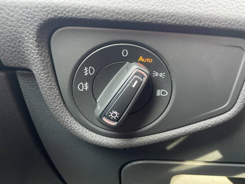 Used VOLKSWAGEN Touran 2.0 TDI 150 Ch R-Line DSG7 /7 places / Caméra / Hayon électrique / Détecteur Angle Mort / App 2025 Gris Dauphin Métallisée € 44989 in Sarrebourg