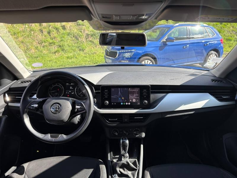 Occasion SKODA Kamiq 1.0 TSI Evo 110ch Young Edition DSG7 / ATTELAGE / ROUE SECOURS 2021 Bleu Racing métallisé 17489 € à Sarrebourg