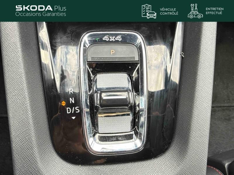 Occasion SKODA Octavia Combi 2.0 TDI 200 RS 4x4 DSG / GPS / Caméra / Kessy / Pack Electrique RS / Sièges Chauffants 2023 Blanc Cristal spéciale 31989 € à Sarrebourg