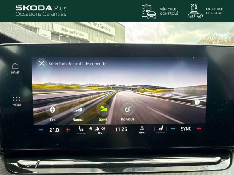 Occasion SKODA Octavia Combi 2.0 TDI 200 RS 4x4 DSG / GPS / Caméra / Kessy / Pack Electrique RS / Sièges Chauffants 2023 Blanc Cristal spéciale 31989 € à Sarrebourg