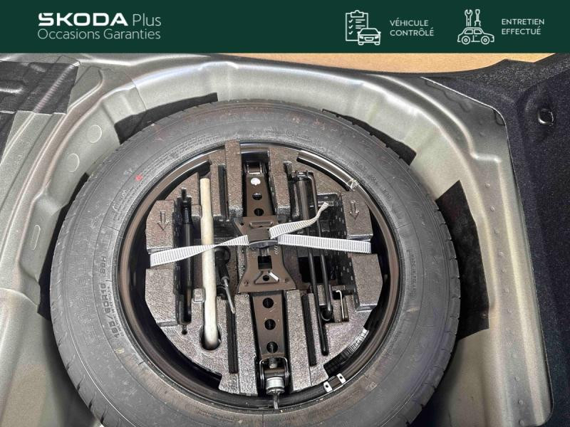 Used SKODA Kamiq 1.0 TSI Evo 110 Ambition / Smartlink / Feux LED / Aide au stationnement / Régulateur / Attelag 2023 Gris Graphite métallisé € 17989 in Sarrebourg