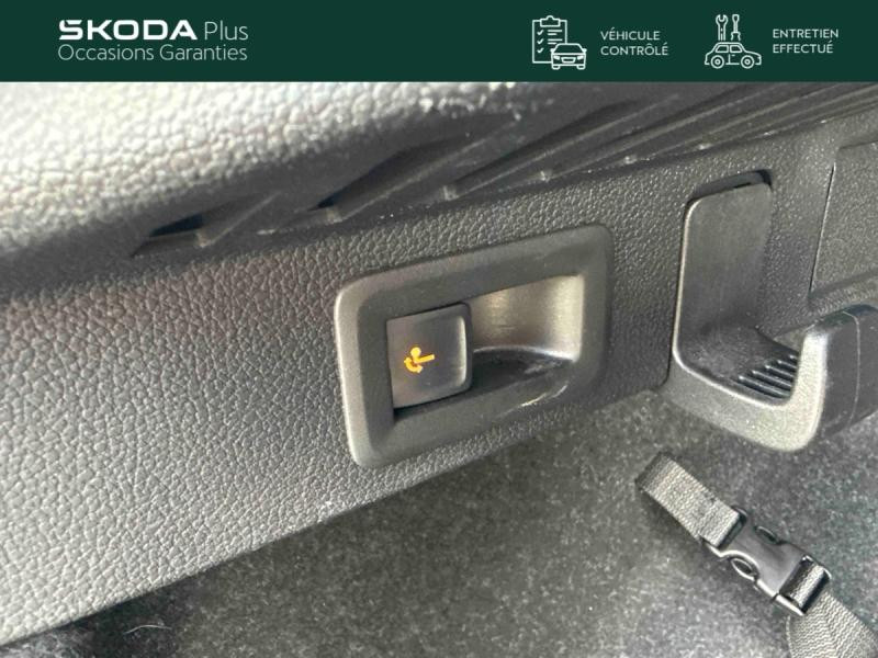 Used SKODA Kamiq 1.0 TSI Evo 110 Ambition / Smartlink / Feux LED / Aide au stationnement / Régulateur / Attelag 2023 Gris Graphite métallisé € 17989 in Sarrebourg