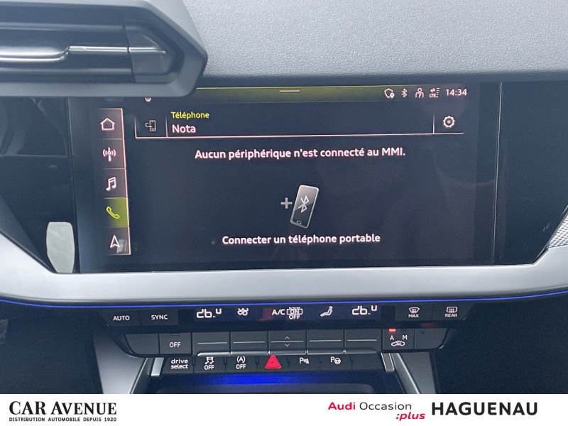 Occasion AUDI A3 Sportback 35 TFSI 150ch Design Luxe S tronic 7 AUDI SMARTPHONE INTERFACE AUDI PHONE BOX RETRO EXT 2023 Blanc Glacier métallisé 36989 € à Haguenau