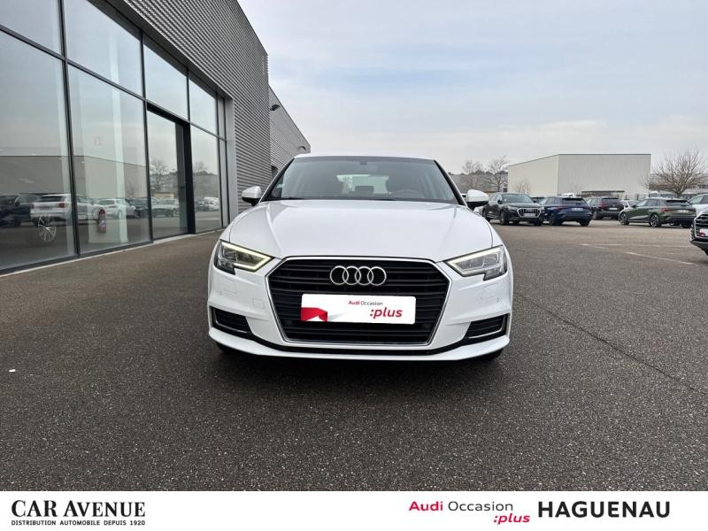 Occasion AUDI A3 Sportback 35 TDI 150 Design Luxe S tronic 7/ Sièges Cuir / Virtual Cockpit / GPS / Caméra / Keyle 2019 Blanc Ibis 22989 € à Haguenau
