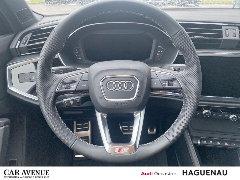 Occasion AUDI Q3 35 TDI 150ch S line quattro S tronic 7 2024 Noir Mythic métallisé 53490 € à Haguenau