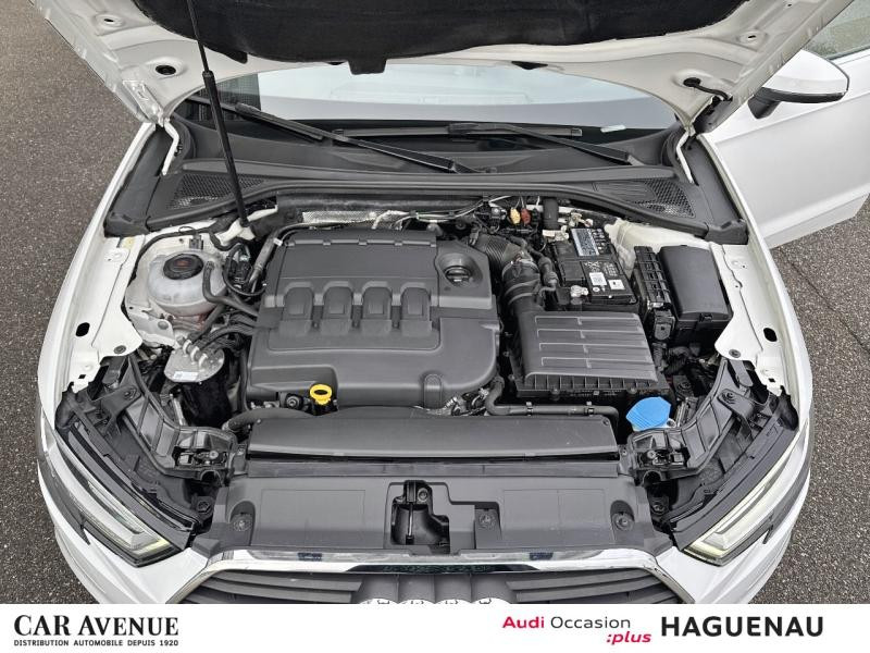 Occasion AUDI A3 Sportback 35 TDI 150 Design Luxe S tronic 7/ Sièges Cuir / Virtual Cockpit / GPS / Caméra / Keyle 2019 Blanc Ibis 22989 € à Haguenau
