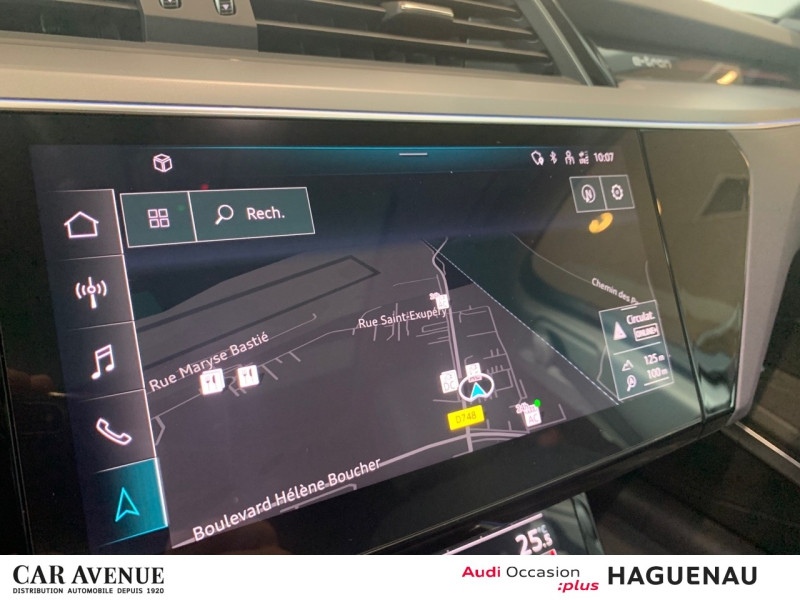 Occasion AUDI Q8 e-tron Sportback 55 408ch Avus quattro 2024 Blanc Glacier Métallisée 79990 € à Haguenau