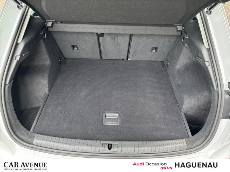 Occasion AUDI Q3 35 TFSI 150 Business line S tronic 7 / Virtual Cockpit / GPS / Caméra / Feux LED / Attelage 2021 Blanc Glacier métallisé 29989 € à Haguenau