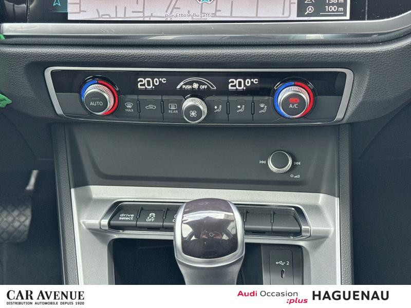 Occasion AUDI Q3 35 TFSI 150 Business line S tronic 7 / Virtual Cockpit / GPS / Caméra / Feux LED / Attelage 2021 Blanc Glacier métallisé 29989 € à Haguenau