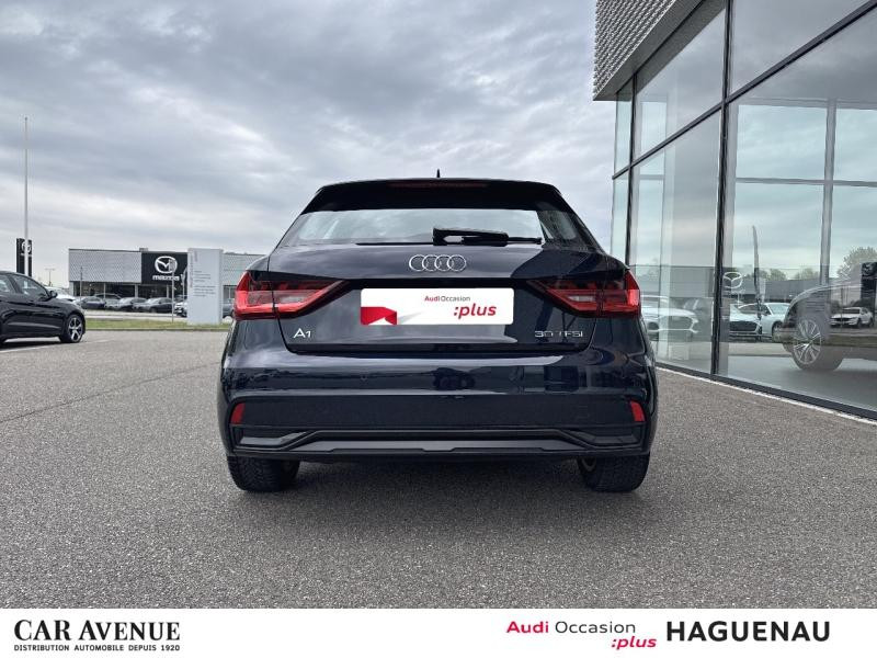 Occasion AUDI A1 Sportback 30 TFSI 110ch Design Luxe S tronic 7 CAMERA CLE CONFORT NAVIGATION LED AUDI MUSIC INTER 2021 Bleu Firmament/Arches+pav Gris Manhattan 21989 € à Haguenau