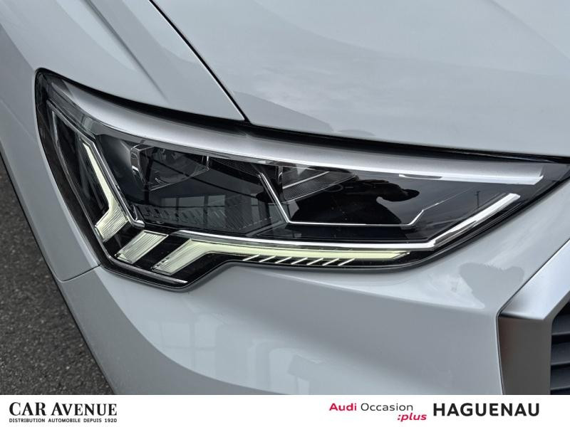 Occasion AUDI Q3 35 TFSI 150 Business line S tronic 7 / Virtual Cockpit / GPS / Caméra / Feux LED / Attelage 2021 Blanc Glacier métallisé 29989 € à Haguenau