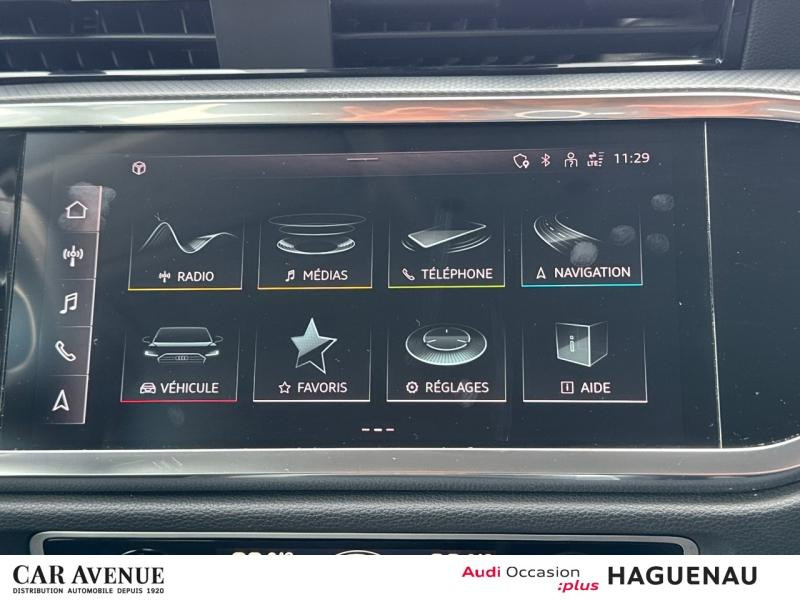 Occasion AUDI Q3 35 TFSI 150 Business line S tronic 7 / Virtual Cockpit / GPS / Caméra / Feux LED / Attelage 2021 Blanc Glacier métallisé 29989 € à Haguenau