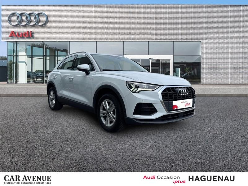 Occasion AUDI Q3 35 TFSI 150 Business line S tronic 7 / Virtual Cockpit / GPS / Caméra / Feux LED / Attelage 2021 Blanc Glacier métallisé 29989 € à Haguenau