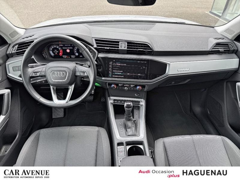 Occasion AUDI Q3 35 TFSI 150 Business line S tronic 7 / Virtual Cockpit / GPS / Caméra / Feux LED / Attelage 2021 Blanc Glacier métallisé 29989 € à Haguenau