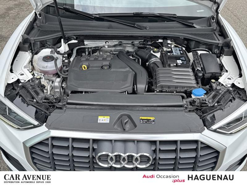 Occasion AUDI Q3 35 TFSI 150 Business line S tronic 7 / Virtual Cockpit / GPS / Caméra / Feux LED / Attelage 2021 Blanc Glacier métallisé 27449 € à Haguenau