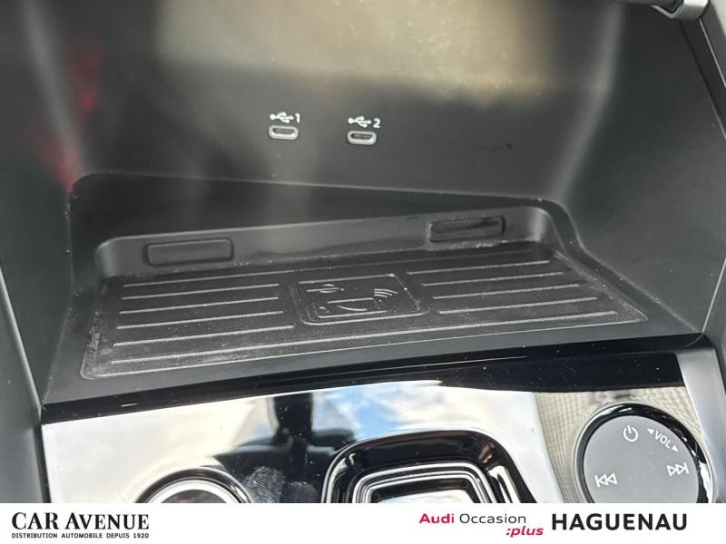 Occasion AUDI A3 Sportback 30 TFSI 116ch MICRO Hybride Design S tronic 7 SMARTPHONE INTERFACE PALETTES AU VOLANT L 2024 Blanc Arkona 27489 € à Haguenau