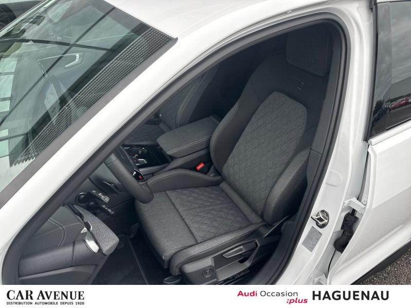 Occasion AUDI A5 2.0 TFSI 150 S line S tronic 7 / GPS / Caméra / Keyless / Feux LED / Régulateur Adaptatif 2025 Blanc 57989 € à Haguenau