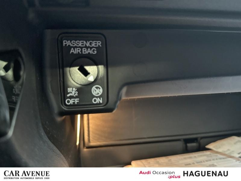 Occasion AUDI A3 Sportback 35 TFSI 150 Mild Hybrid S line S tronic 7 SIEGES AV CHAUFFANTS REGULATEUR ADAPTATIF  VO 2024 Rouge Tango métallisé 32989 € à Haguenau
