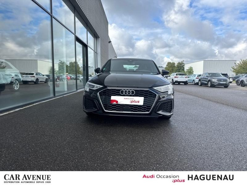 Occasion AUDI A3 Berline 35 TFSI 150 Mild Hybrid S line S tronic 7 CAMERA DE RECUL SMARTPHONE INTERFACE SIEGES AV 2024 Noir Mythic métallisé 33989 € à Haguenau