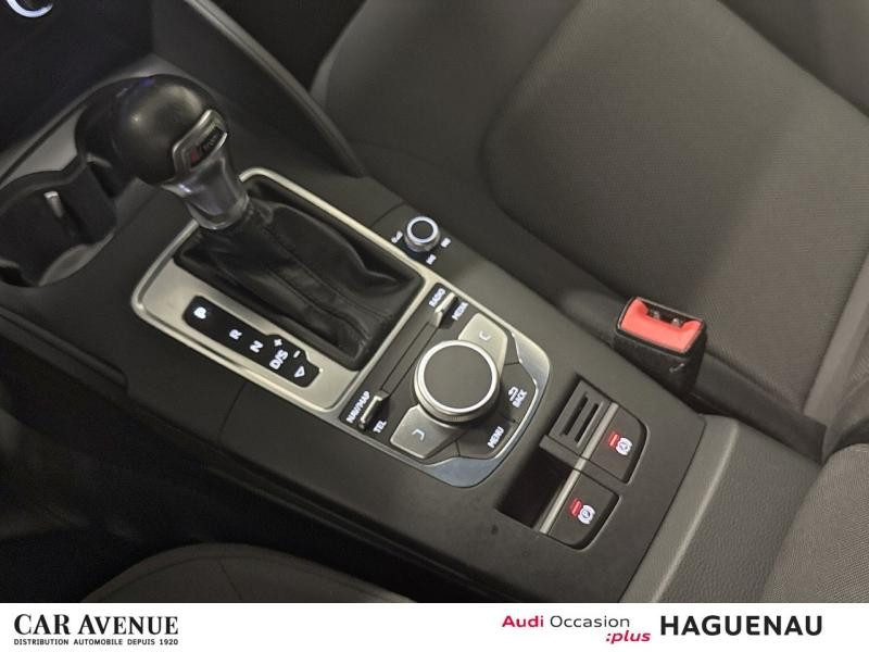 Occasion AUDI A3 Sportback 35 TFSI 150 CoD Business line S tronic 7 CAMERA DE RECUL JANTES 17' MMI NAVIGATION RADA 2020 Gris Mousson 22489 € à Haguenau