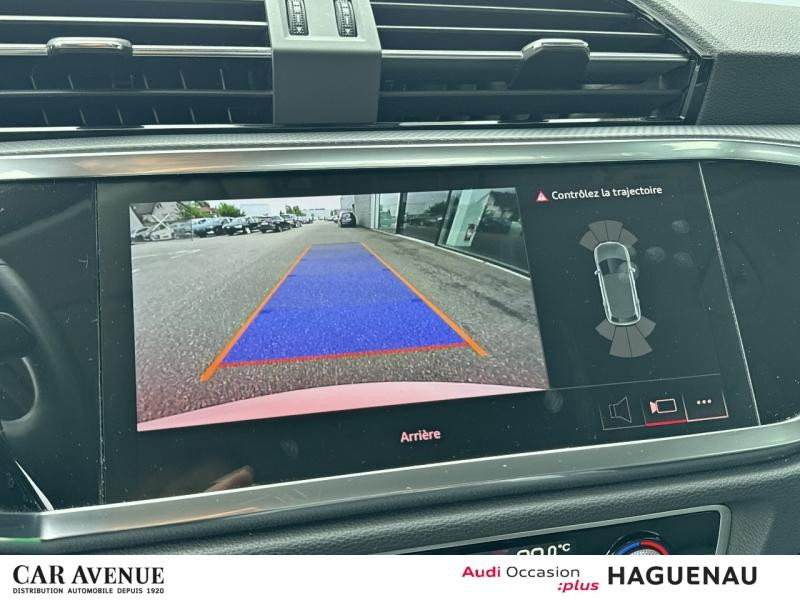 Occasion AUDI Q3 35 TFSI 150 Business line S tronic 7 / Virtual Cockpit / GPS / Caméra / Feux LED / Attelage 2021 Blanc Glacier métallisé 27449 € à Haguenau