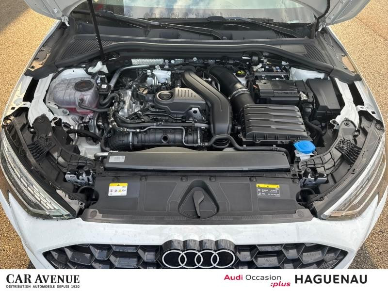 Occasion AUDI A3 Sportback 30 TFSI 116ch MICRO Hybride Design S tronic 7 SMARTPHONE INTERFACE PALETTES AU VOLANT L 2024 Blanc Arkona 27489 € à Haguenau