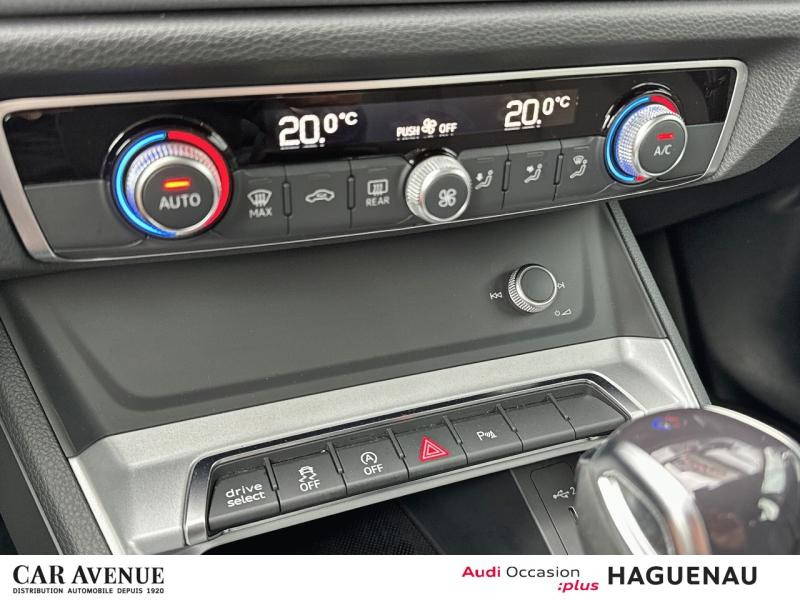 Occasion AUDI Q3 35 TFSI 150 Business line S tronic 7 / Virtual Cockpit / GPS / Caméra / Feux LED / Attelage 2021 Blanc Glacier métallisé 27449 € à Haguenau