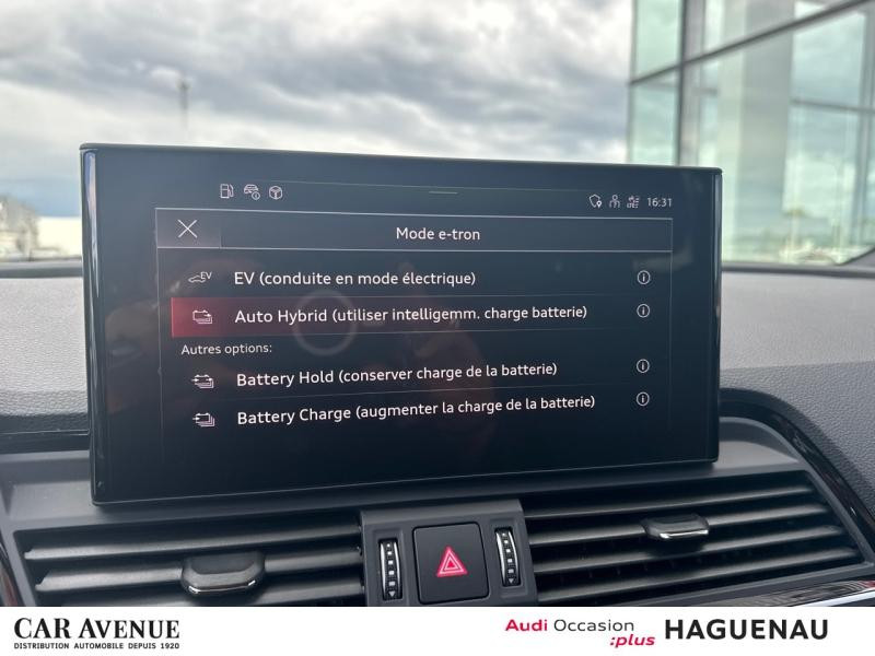 Occasion AUDI Q5 50 TFSI e 299 S line quattro S tronic 7 / Toit Panoramique / Caméra / Matrix LED Dynamique 2024 Argent Fleuret métallisé 49489 € à Haguenau