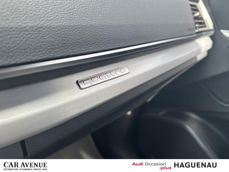 Occasion AUDI Q5 50 TFSI e 299 S line quattro S tronic 7 / Toit Panoramique / Caméra / Matrix LED Dynamique 2024 Argent Fleuret métallisé 49489 € à Haguenau