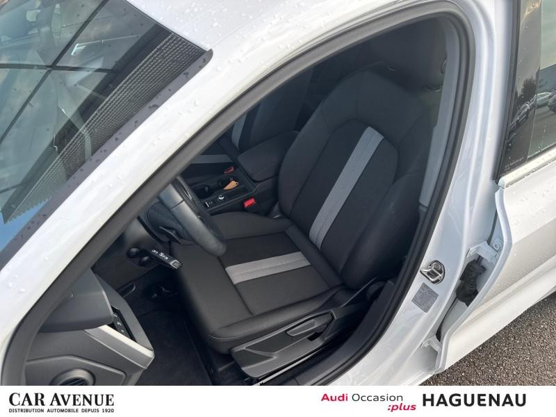 Occasion AUDI A3 Sportback 30 TFSI 116ch MICRO Hybride Design S tronic 7 SMARTPHONE INTERFACE PALETTES AU VOLANT L 2024 Blanc Arkona 27489 € à Haguenau