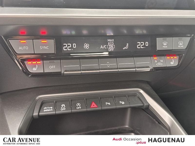 Occasion AUDI A3 Berline 35 TFSI 150 Mild Hybrid S line S tronic 7 CAMERA DE RECUL SMARTPHONE INTERFACE SIEGES AV 2024 Noir Mythic métallisé 33989 € à Haguenau