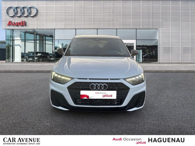 Used AUDI A1 Sportback 35 TFSI 150 S line S tronic 7 / Sellerie Cuir-Tissu / Feux LED / Clé Confort / Régulate 2021 Blanc Glacier/Arches+pav Noir Mythic € 24889 in Haguenau