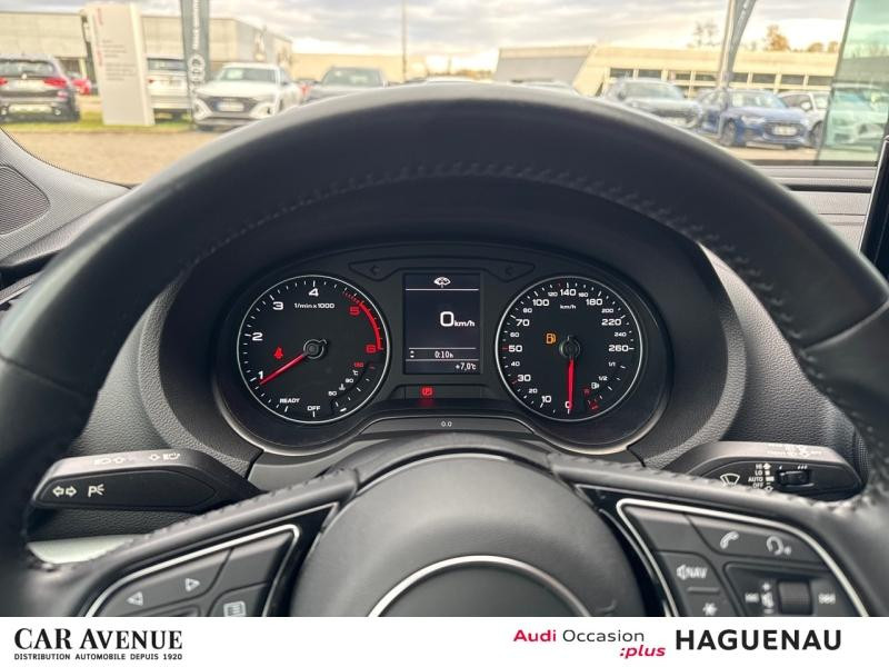 Used AUDI A3 Sportback 30 TDI 116 Design SIEGES AV CHAUFFANTS RADAR AV ARR GPS BLUETOOTH AUDI SOUND SYSTEM JAN 2019 Gris Mousson € 18989 in Haguenau