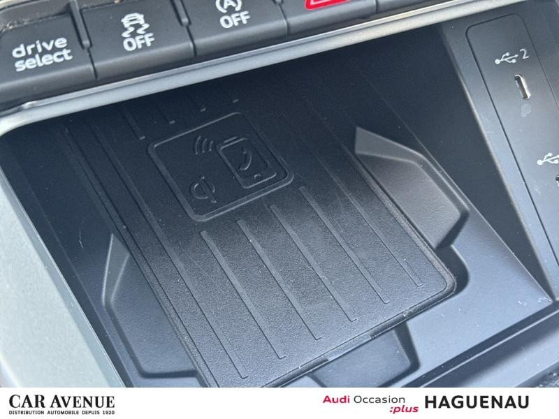 Used AUDI Q3 35 TFSI 150 Mild Hybrid Design Luxe S tronic 7 CAMERA 360° SELLERIE ALCANTARA LEDS AVEC CLIGNOTAN 2021 Gris Nano métallisé € 34889 in Haguenau