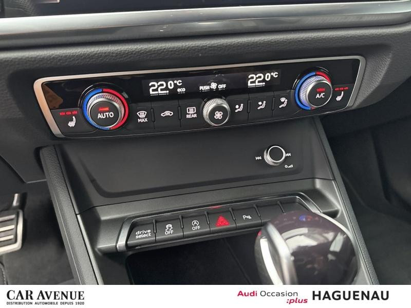 Occasion AUDI Q3 35 TDI 150 S line S tronic 7 / Virtual Cockpit Plus / GPS / Caméra / Hayon Electrique 2024 Bleu Navarre métallisé 39989 € à Haguenau