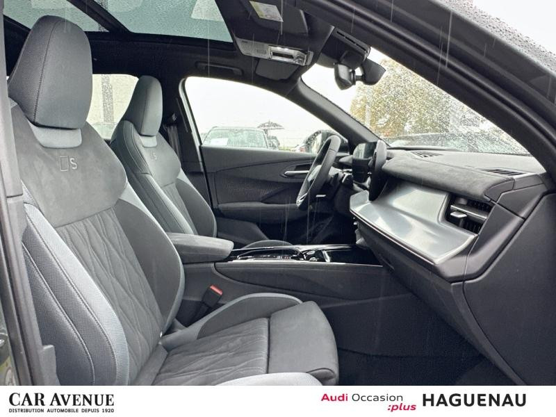 Occasion AUDI Q3 1.5 e-hybrid 272ch Launch Edition S tronic 6 2025 Vert Sauge métallisé 73500 € à Haguenau