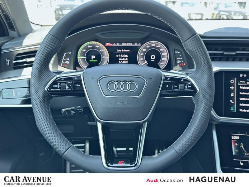 Occasion AUDI A6 Avant 2.0 TFSI 367ch e-hybrid S line Quattro S tronic 7 2025 Blanc Glacier métallisé 69420 € à Haguenau