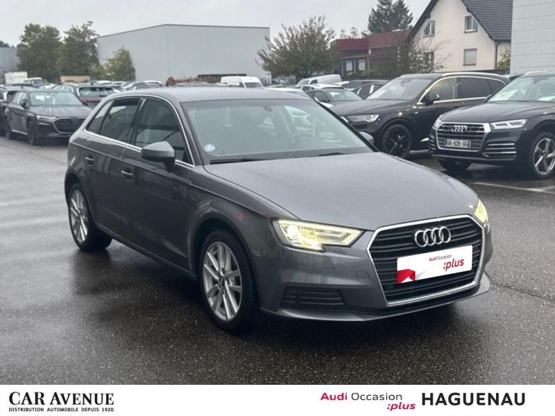 Used AUDI A3 Sportback 35 TFSI 150 CoD Business line S tronic 7 CAMERA DE RECUL JANTES 17' MMI NAVIGATION RADA 2020 Gris Mousson € 22489 in Haguenau