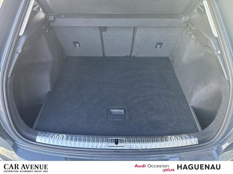 Used AUDI Q3 35 TFSI 150 Mild Hybrid Design Luxe S tronic 7 CAMERA 360° SELLERIE ALCANTARA LEDS AVEC CLIGNOTAN 2021 Gris Nano métallisé € 34889 in Haguenau