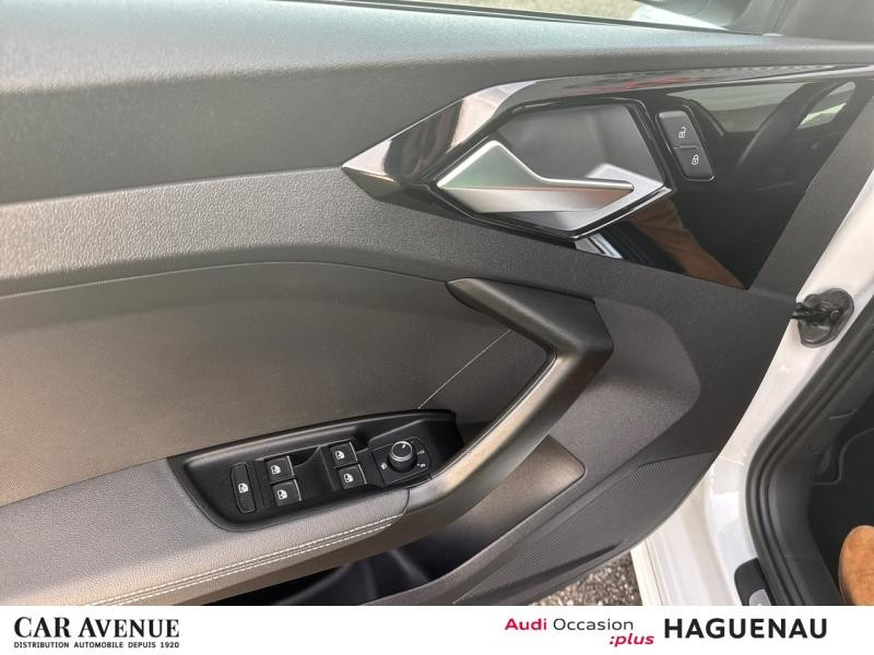 Used AUDI A1 Sportback 35 TFSI 150 S line S tronic 7 / Sellerie Cuir-Tissu / Feux LED / Clé Confort / Régulate 2021 Blanc Glacier/Arches+pav Noir Mythic € 24489 in Haguenau