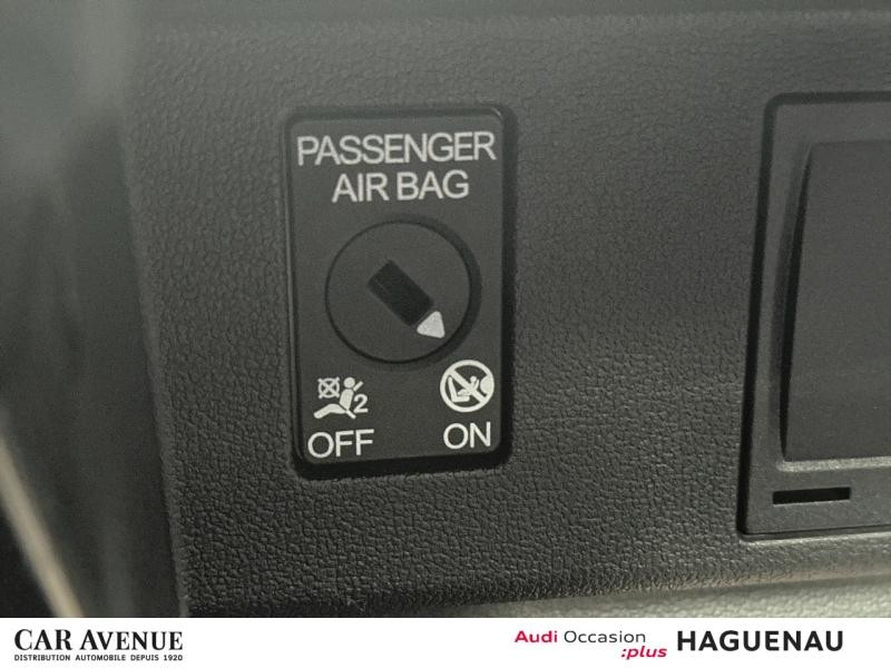 Used AUDI A1 Sportback 35 TFSI 150 S line S tronic 7 / Sellerie Cuir-Tissu / Feux LED / Clé Confort / Régulate 2021 Blanc Glacier/Arches+pav Noir Mythic € 24489 in Haguenau