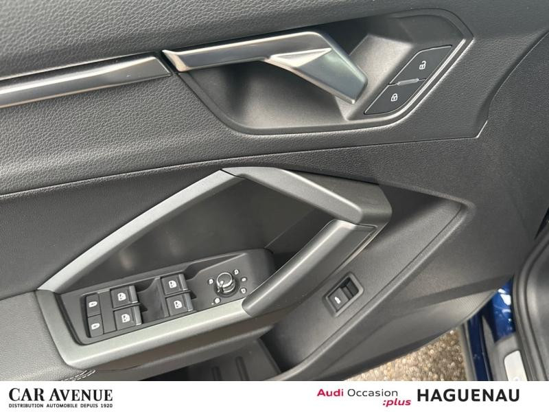 Used AUDI Q3 35 TDI 150 S line S tronic 7 / Virtual Cockpit Plus / GPS / Caméra / Hayon Electrique 2024 Bleu Navarre métallisé € 39489 in Haguenau