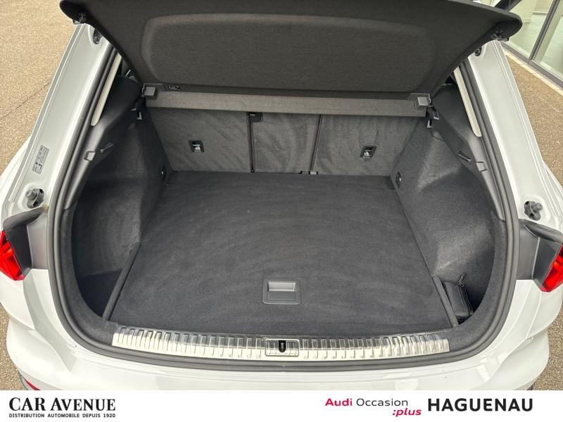 Used AUDI Q3 40 TDI 190 Design Luxe quattro S tronic 7 ATTELAGE VITRES ARR TEINTEES SIEGES AV ELECT LED GPS PL 2020 Blanc Glacier métallisé € 32989 in Haguenau