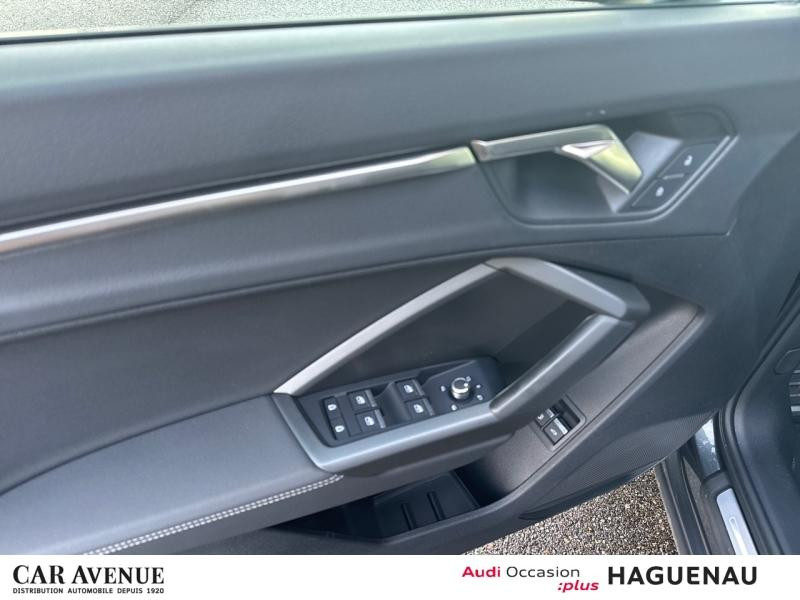 Occasion AUDI Q3 45 TFSI e 245 S line S tronic 6 CAMERA SIEGES AV CHAUFFANTS ATTELAGE HAYON ELEC JANTES 19' PACK E 2024 Gris Daytona nacré 43989 € à Haguenau
